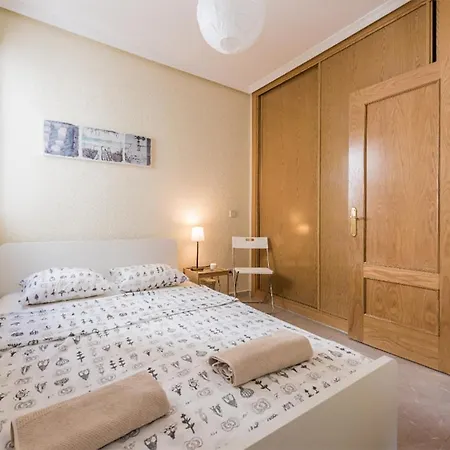 Boutique Apartments In The Heart Of Madrid Exterior photo