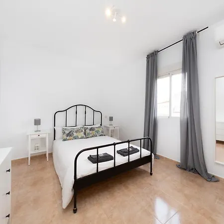 Boutique Apartments In The Heart Of Madrid Exterior photo