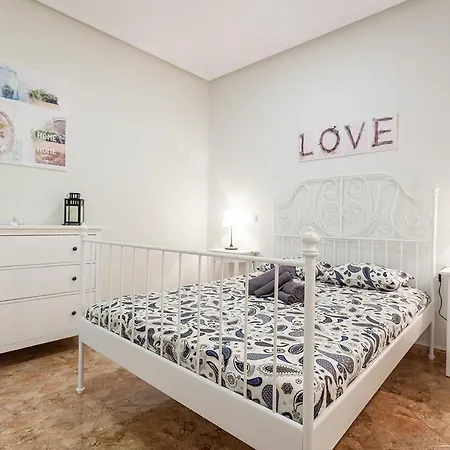 Boutique Apartments In The Heart Of Madrid Exterior photo