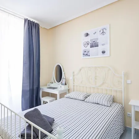 Boutique Apartments In The Heart Of Madrid Exterior photo