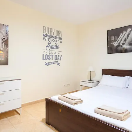 Boutique Apartments In The Heart Of Madrid Exterior photo