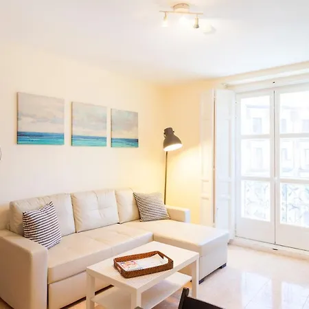 Boutique Apartments In The Heart Of Madrid Exterior photo