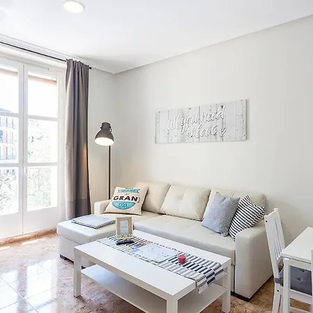 Boutique Apartments In The Heart Of Madrid Exterior photo