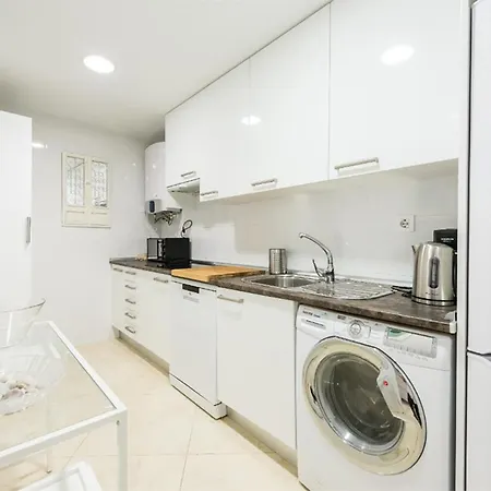 Boutique Apartments In The Heart Of Madrid Exterior photo