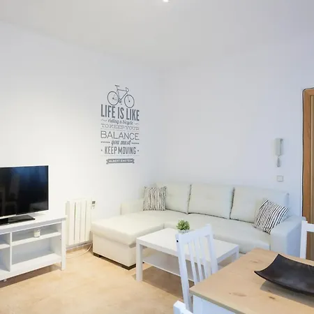 Boutique Apartments In The Heart Of Madrid Exterior photo