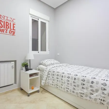 Boutique Apartments In The Heart Of Madrid Exterior photo