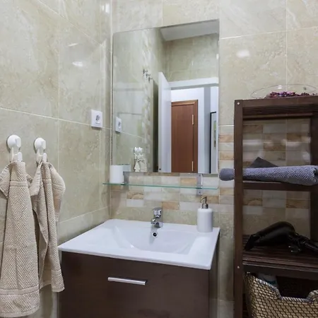 Boutique Apartments In The Heart Of Madrid Exterior photo