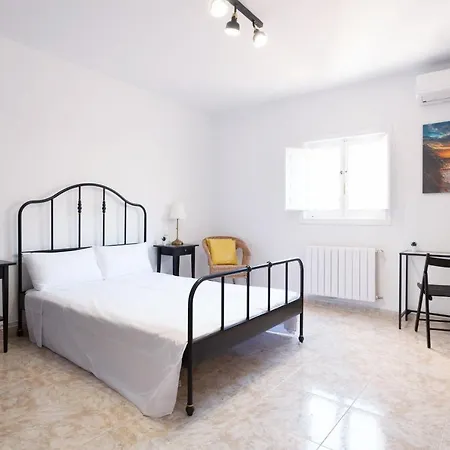 Boutique Apartments In The Heart Of Madrid Exterior photo
