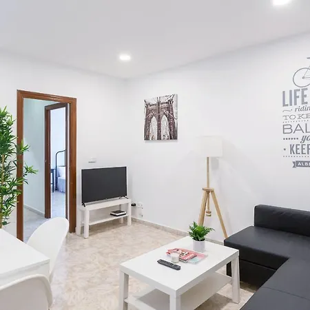 Boutique Apartments In The Heart Of Madrid Exterior photo
