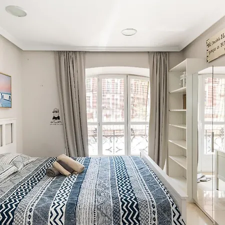 Boutique Apartments In The Heart Of Madrid Exterior photo