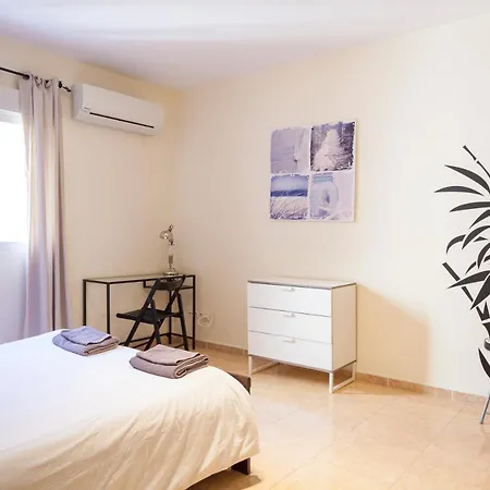 Boutique Apartments In The Heart Of Madrid Room photo