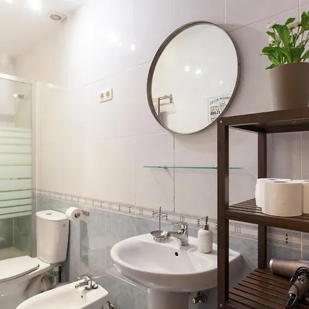 Boutique Apartments In The Heart Of Madrid Room photo