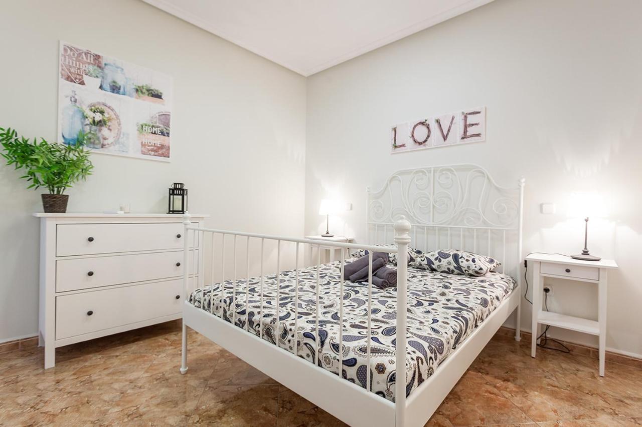 Boutique In The Heart Of Apartment *