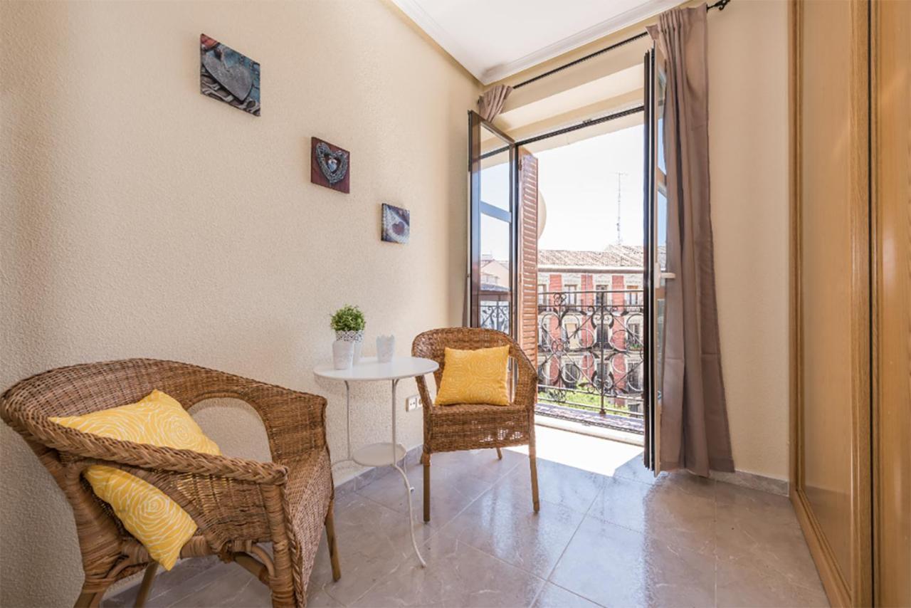Boutique In The Heart Of Apartment *