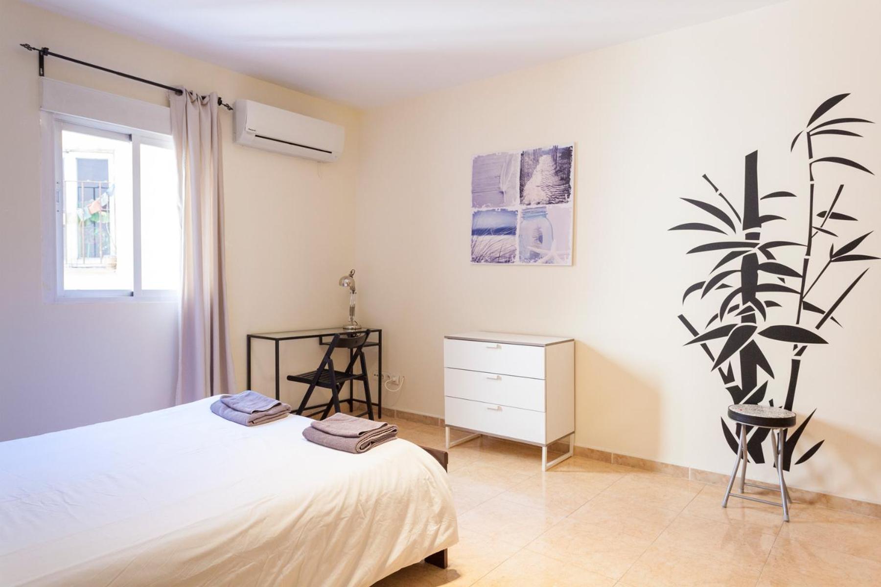 Boutique In The Heart Of * Madrid